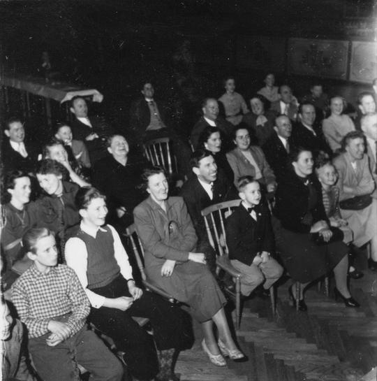 Troligtvis en lokal revy i Folkparken 1951