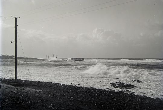Mölle Badhuset i storm