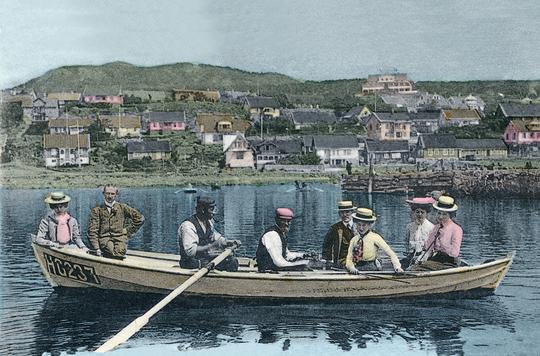 Mölle Hamnen, Åtta personer i snipa